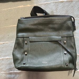 *MINT CONDITION* BOTKIER CONVERTIBLE  backpack + crossbody